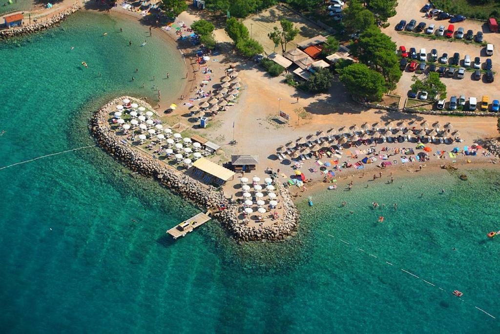 Adria Punat Apartments Exterior photo